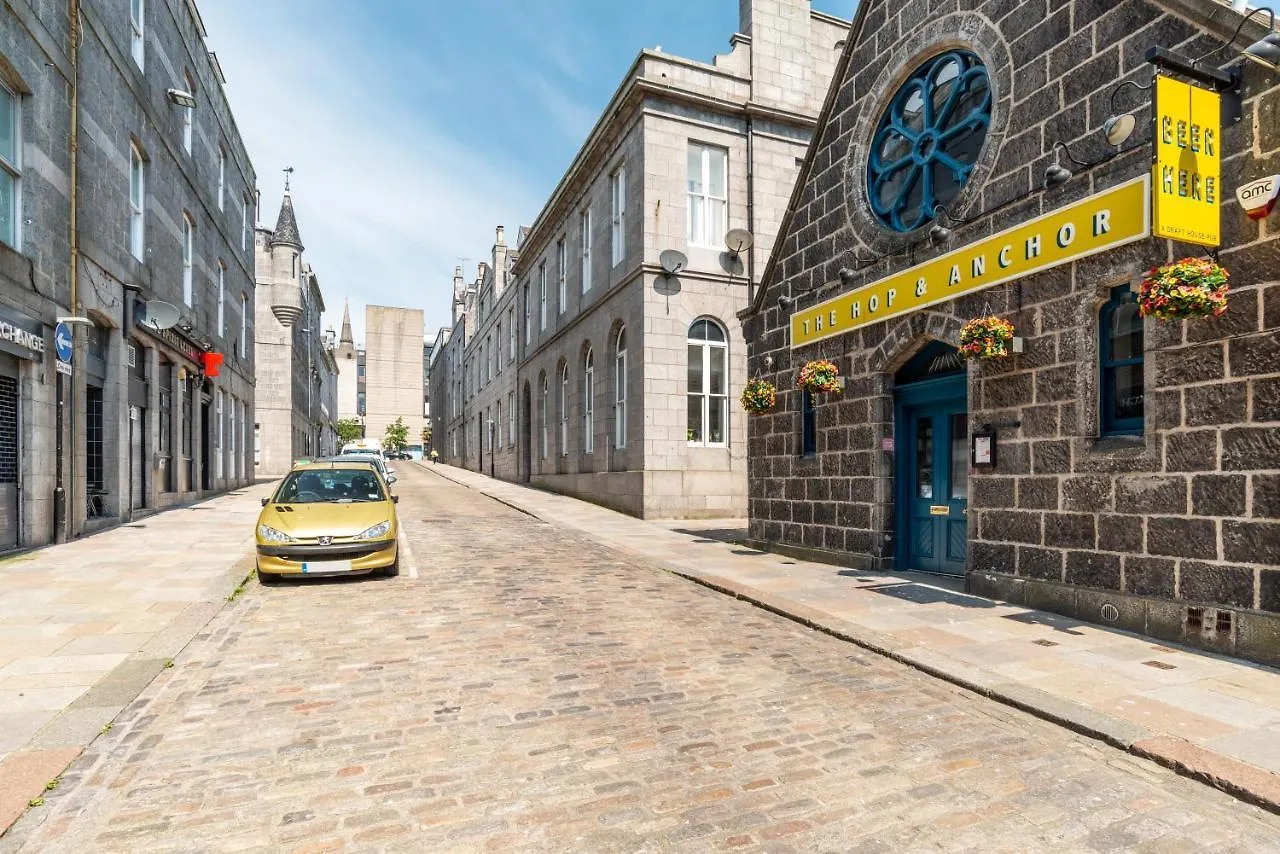 Historic Location, Private Parking, Ground Floor Luxury Flat Apartment Aberdeen United Kingdom